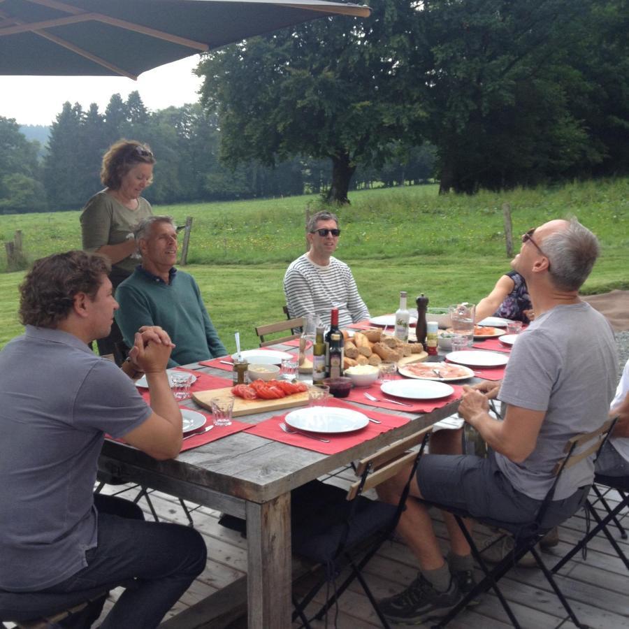 La Gotale - Maison D' Amis Manhay Esterno foto